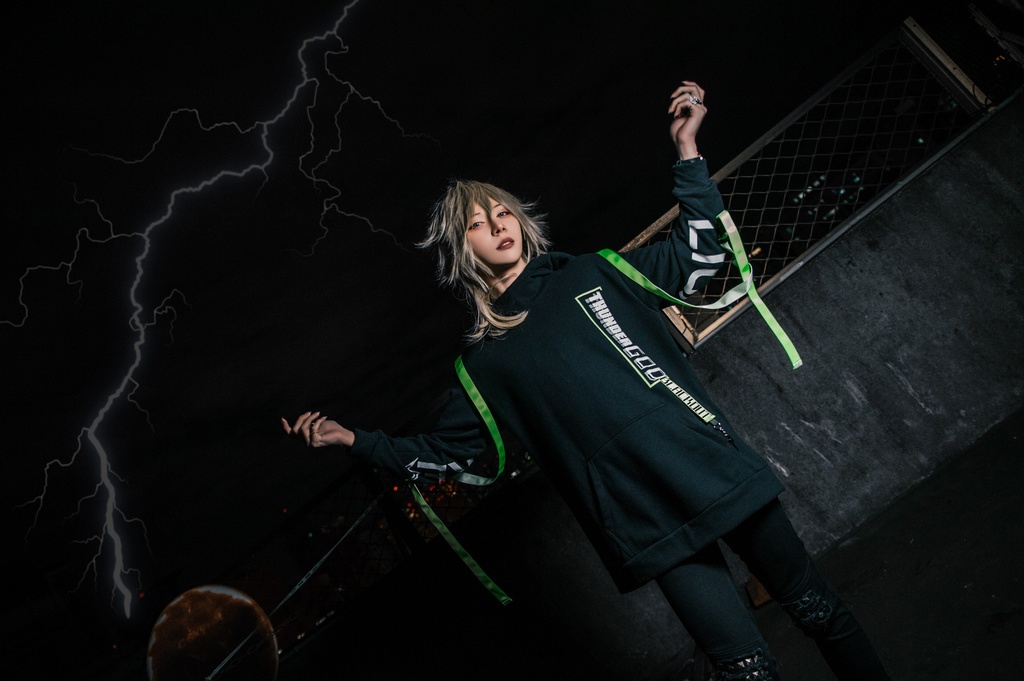 Jillpunkオリジナル 86+コラボ雷神鳴神太鼓モチーフ稲妻チャームアクセサリー蛍光テープゆったりパーカー フード付きトレーナー メンズ レディー V系 おしゃれ大きいサイズ男女兼用ファッション秋葉系カッコいい