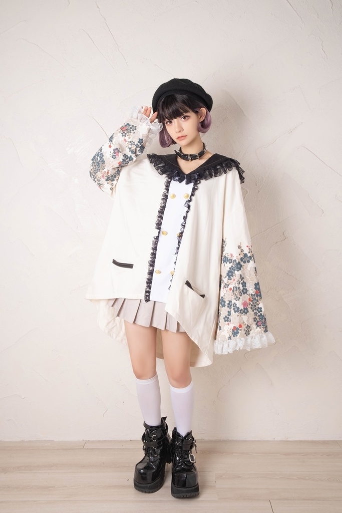 Jillpunk和風achooshiコラボ 時間恐怖症chronophobiaさくら 桜木花柄プリント ダブルブレスト着物袖 キモノスリーブ セーラーカラー フェイクボタン レースヘム水兵 ゆったりブラウスカットソー オリジナル原宿おしゃれ姫系可愛い萌え