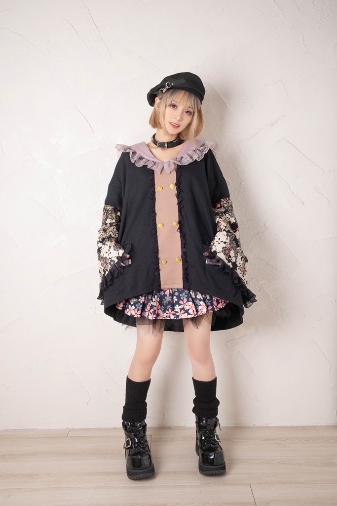 Jillpunk和風achooshiコラボ 時間恐怖症chronophobiaさくら 桜木花柄プリント ダブルブレスト着物袖 キモノスリーブ セーラーカラー フェイクボタン レースヘム水兵 ゆったりブラウスカットソー オリジナル原宿おしゃれ姫系可愛い萌え