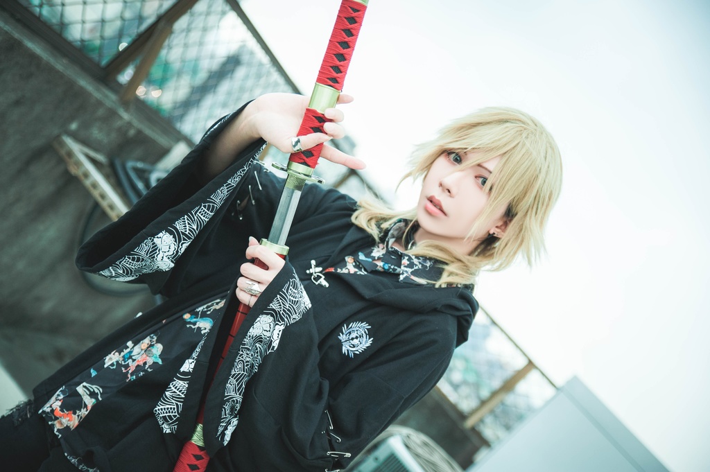 Jillpunk和風モード戦国武将物語 独眼竜伊達政宗 家紋刺繡 キモノスリーブ 安全ピンフード付き現代羽織 和装ジャケットブレザー オリジナル メンズ レディー V系カッコいい おしゃれ男女兼用ファッション秋葉系