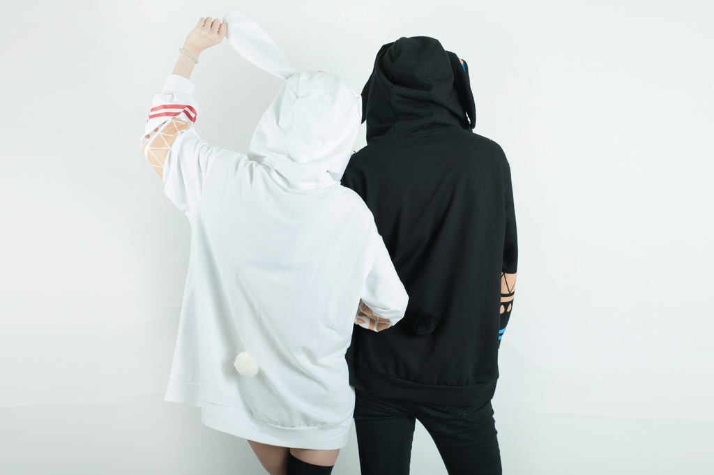 Jillpunk芝麻コラボアニメ 可愛い お宅 ニ次コン エジプト神話ベビー ウェネト女神 兎耳 ゆったり ファラオプリント チェーン付き長袖パーカ― オリジナル メンズ レディーズ おしゃれ 男女兼用 ファッション 秋葉系