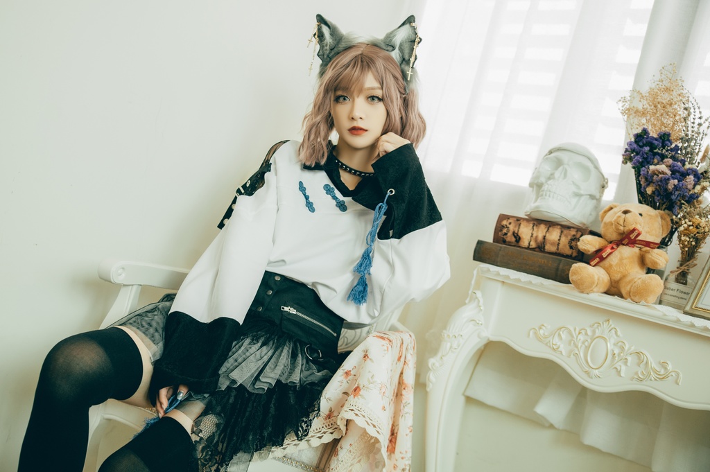 Jillpunk中華風チャイナモード OTOCHIコラボ 桔梗百合 オフショルダー 肩見せ 中国結び富貴結 重ね風 透けレース タッセルストラップ 長袖ブラウス カットソー 和風オリジナル メンズ レディーズ おしゃれ男女兼用ファッション セクシー