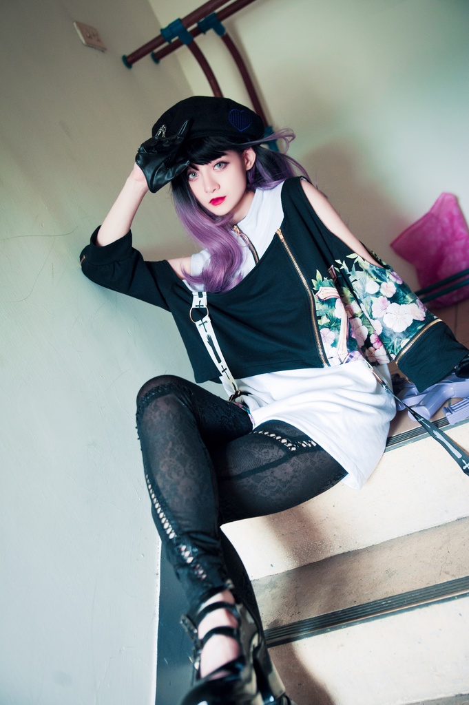 Jillpunkゴシック貴族風 SPINコラボ ゴーストの庭 幽霊ガーデン アシンメトリー フェイクベスト 重ね風 オフショルダー 肩見せ 聖十字花柄 七分袖Tシャツ カットソー 優雅 オリジナル メンズ レディーズ おしゃれ男女兼用ファッション セクシー