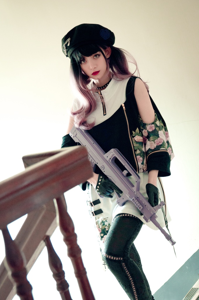 Jillpunkゴシック貴族風 SPINコラボ ゴーストの庭 幽霊ガーデン アシンメトリー フェイクベスト 重ね風 オフショルダー 肩見せ 聖十字花柄 七分袖Tシャツ カットソー 優雅 オリジナル メンズ レディーズ おしゃれ男女兼用ファッション セクシー