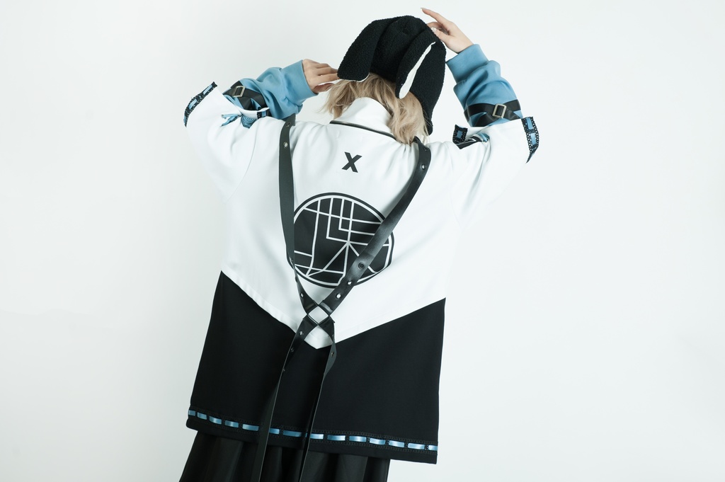 Jillpunk中華風チャイナモード アニメ ookamiciroコラボ 冬狐物語 妖狐 吉祥結びタッセル 狐耳 フェイクファー ハーネス付 重ね風パーカー コート フード付きジャケット オリジナルメンズ レディーズ おしゃれ男女兼用ファッション カッコいい