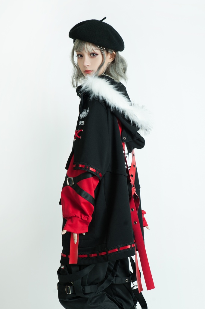 Jillpunk中華風チャイナモード アニメ ookamiciroコラボ 冬狐物語 妖狐 吉祥結びタッセル 狐耳 フェイクファー ハーネス付 重ね風パーカー コート フード付きジャケット オリジナルメンズ レディーズ おしゃれ男女兼用ファッション カッコいい