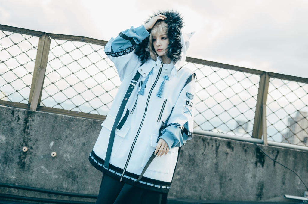 Jillpunk中華風チャイナモード アニメ ookamiciroコラボ 冬狐物語 妖狐 吉祥結びタッセル 狐耳 フェイクファー ハーネス付 重ね風パーカー コート フード付きジャケット オリジナルメンズ レディーズ おしゃれ男女兼用ファッション カッコいい