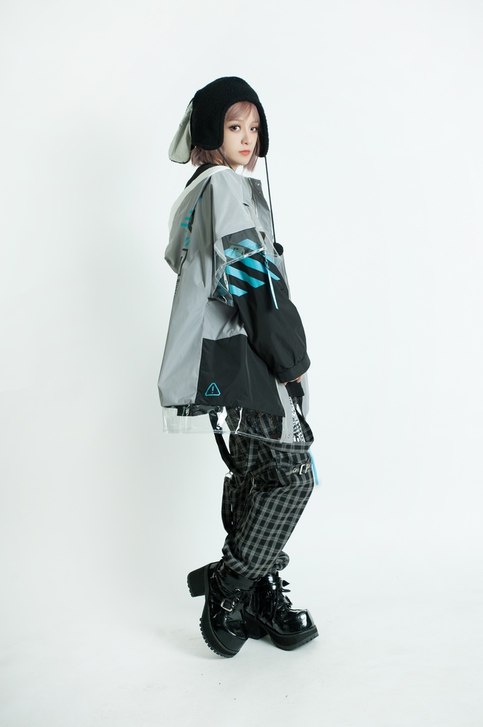 Jillpunk お宅アニメ 台湾画師柴染コラボ 取扱注意 ワークスペック ウィンドブレーカー 透明PVCパッチ 重ね風 ゆったり オーバーサイズ フード付きジャケット ユニーセックス オリジナルメンズ レディー おしゃれ 男女兼用ファッション秋葉系