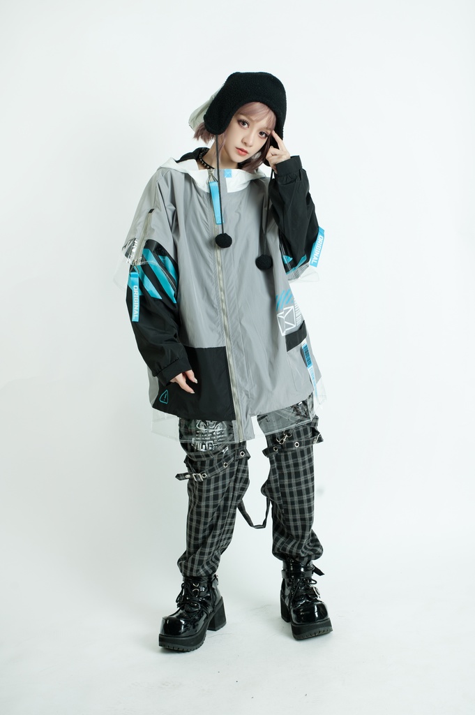 Jillpunk お宅アニメ 台湾画師柴染コラボ 取扱注意 ワークスペック ウィンドブレーカー 透明PVCパッチ 重ね風 ゆったり オーバーサイズ フード付きジャケット ユニーセックス オリジナルメンズ レディー おしゃれ 男女兼用ファッション秋葉系