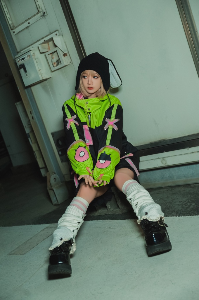 Jillpunk病みカワ 台湾画師蕾卡reikaコラボ 白日夢異星UFO エイリアン 痛バッグ 反対色 キルティング ゆったりパーカー フード付きジャケット オリジナルメンズ レディーズ カジュアル おしゃれ大きいサイズ男女兼用 可愛い