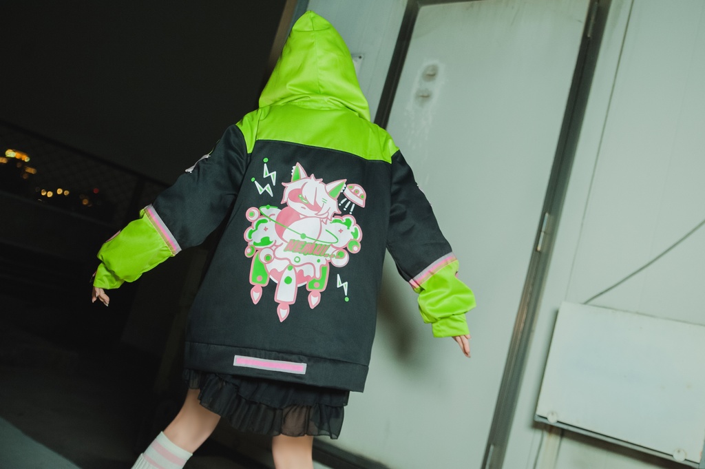 Jillpunk病みカワ 台湾画師蕾卡reikaコラボ 白日夢異星UFO エイリアン 痛バッグ 反対色 キルティング ゆったりパーカー フード付きジャケット オリジナルメンズ レディーズ カジュアル おしゃれ大きいサイズ男女兼用 可愛い