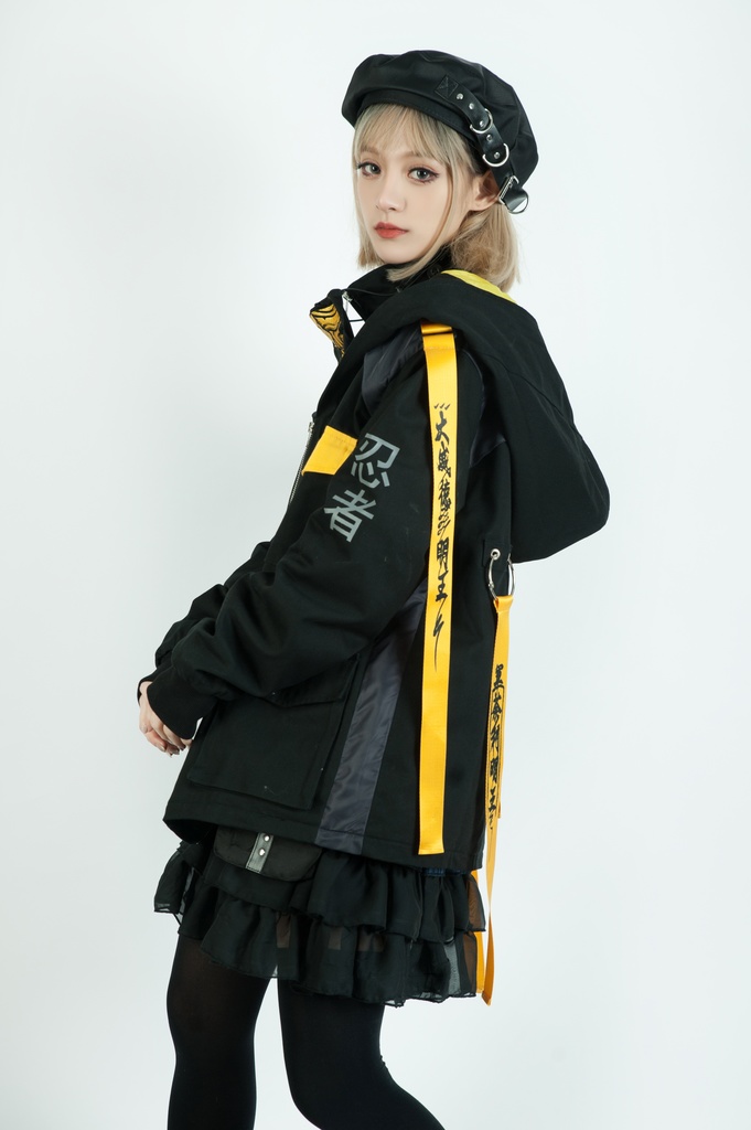 Jillpunkアニメ 二次コン イギリス画師Helloclonionコラボ 夜叉忍者 呪符ストラップ 重ね風 キルティング 刺繡 マスク付き パネルパーカー チャック付きフード ジャケット オリジナルメンズ レディーズ おしゃれ男女兼用 兄系 カッコいい0