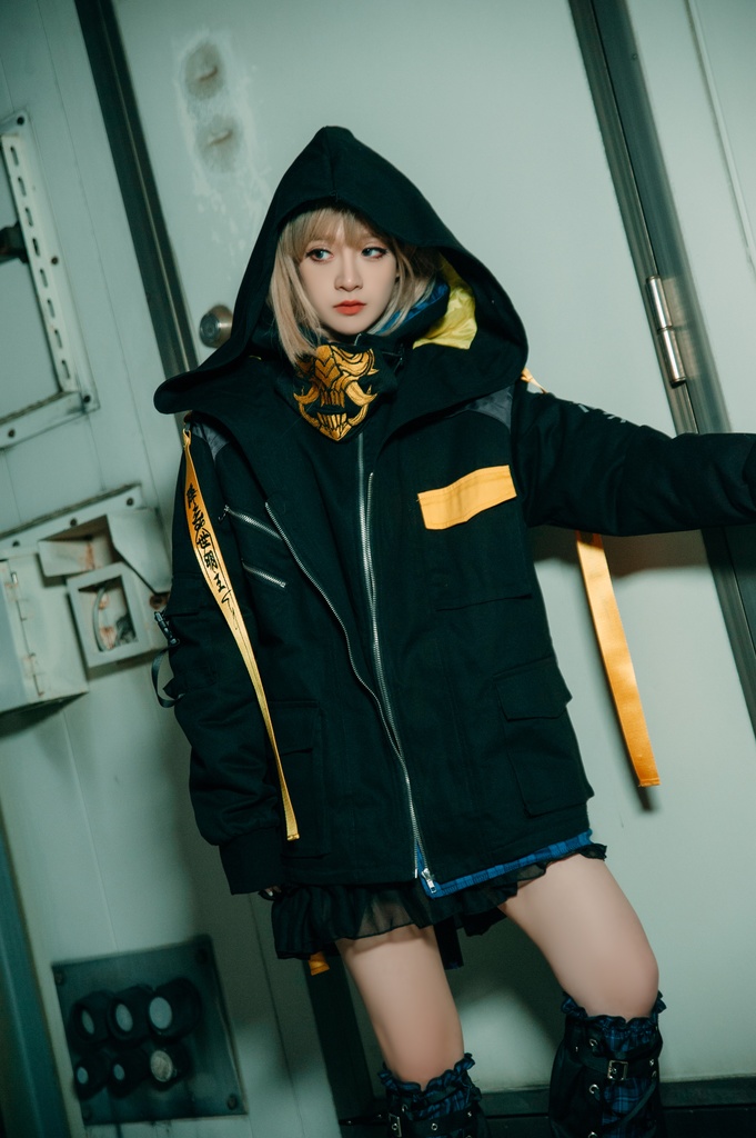 Jillpunkアニメ 二次コン イギリス画師Helloclonionコラボ 夜叉忍者 呪符ストラップ 重ね風 キルティング 刺繡 マスク付き パネルパーカー チャック付きフード ジャケット オリジナルメンズ レディーズ おしゃれ男女兼用 兄系 カッコいい0