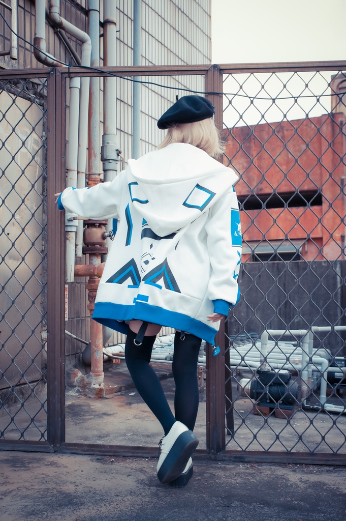 Jillpunkアニメファッション ニ次コン 鳥海鵜己コラボ 雲散楼鳥 ゲームモチーフ タクティカル ミリタリー 特殊部隊 裏起毛 ゆったりパーカー長袖 フード付きジャケット オリジナルメンズ レディーズ カジュアル おしゃれ男女兼用 兄系カッコいい