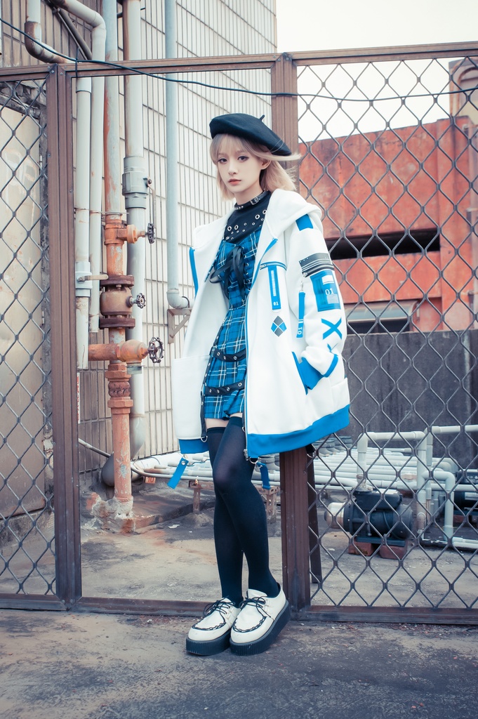 Jillpunkアニメファッション ニ次コン 鳥海鵜己コラボ 雲散楼鳥 ゲームモチーフ タクティカル ミリタリー 特殊部隊 裏起毛 ゆったりパーカー長袖 フード付きジャケット オリジナルメンズ レディーズ カジュアル おしゃれ男女兼用 兄系カッコいい