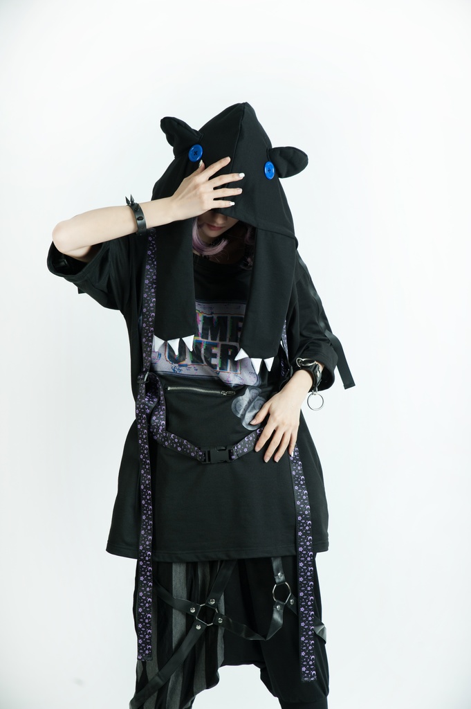 Jillpunkてぃらtiraコラボ第2弾 王道RPG大冒険 ドット絵 ゲーム機モチーフ ハーネス装着帯 フード取り外し2WAY 熊耳 半袖 ゆったりパーカー メンズ レディー 可愛い おしゃれ 男女兼用ファッション秋葉系萌え二次コン