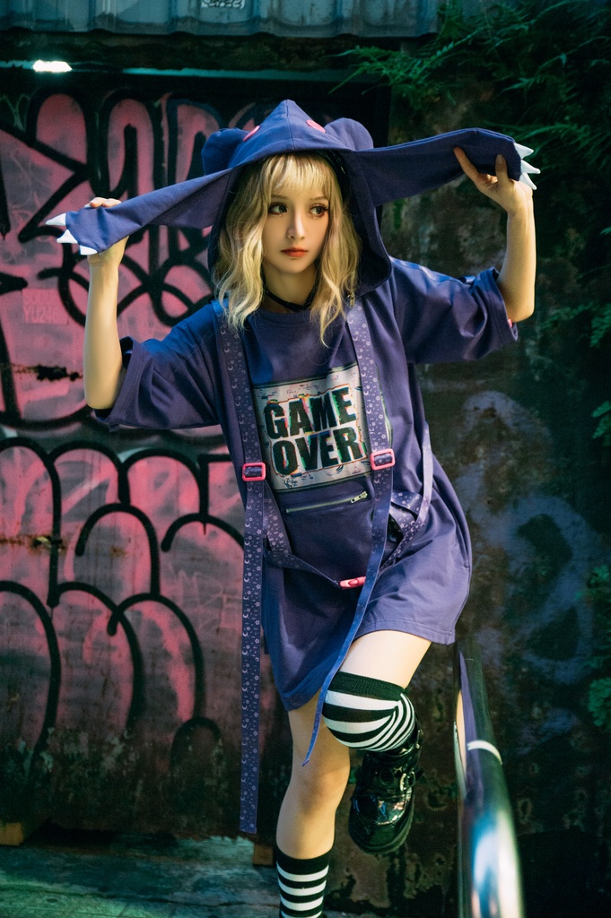 Jillpunkてぃらtiraコラボ第2弾 王道RPG大冒険 ドット絵 ゲーム機モチーフ ハーネス装着帯 フード取り外し2WAY 熊耳 半袖 ゆったりパーカー メンズ レディー 可愛い おしゃれ 男女兼用ファッション秋葉系萌え二次コン