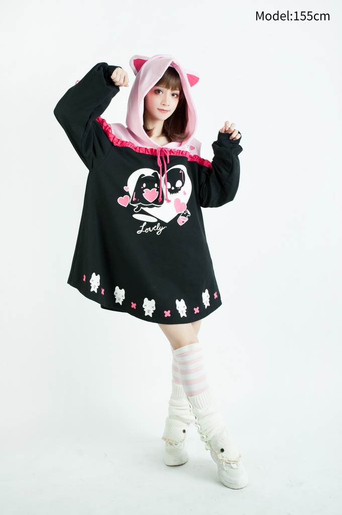 Jillpunkアニメ地雷系病みカワ UMAIコラボ 恋におちた幽霊猫 オフショルダー ゆったり 長袖パーカー リボン結び 猫耳 フード付き ワンピースドレス オリジナル メンヘラ ヤンデレ 可愛いロリータ おしゃれ男女兼用ファッション秋葉系萌え