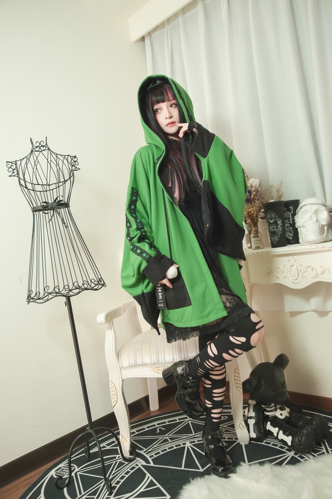 Jillpunk和風モード戦国武将物語 西国の智将 毛利元就 家紋刺繡 花レースキモノスリーブ ウィッチフード ポンポン付き現代羽織 ウィザード 和装ジャケットブレザー オリジナル メンズ レディー V系カッコいい おしゃれ男女兼用ファッション秋葉系