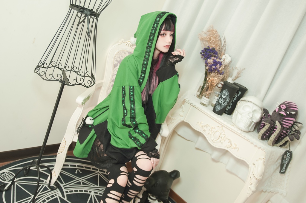 Jillpunk和風モード戦国武将物語 西国の智将 毛利元就 家紋刺繡 花レースキモノスリーブ ウィッチフード ポンポン付き現代羽織 ウィザード 和装ジャケットブレザー オリジナル メンズ レディー V系カッコいい おしゃれ男女兼用ファッション秋葉系