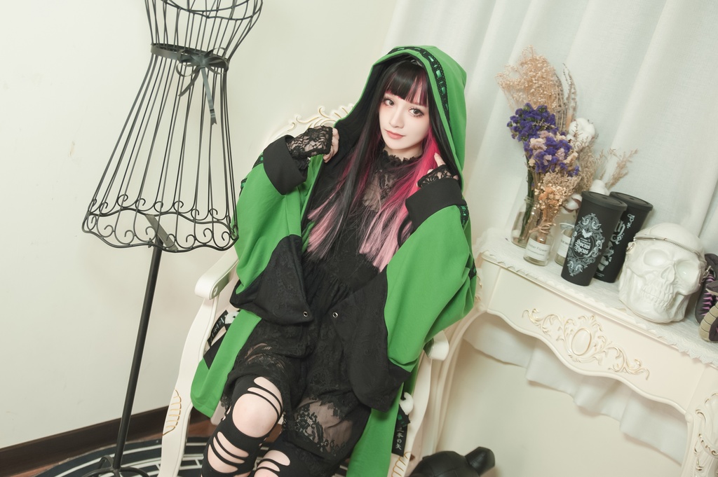 Jillpunk和風モード戦国武将物語 西国の智将 毛利元就 家紋刺繡 花レースキモノスリーブ ウィッチフード ポンポン付き現代羽織 ウィザード 和装ジャケットブレザー オリジナル メンズ レディー V系カッコいい おしゃれ男女兼用ファッション秋葉系