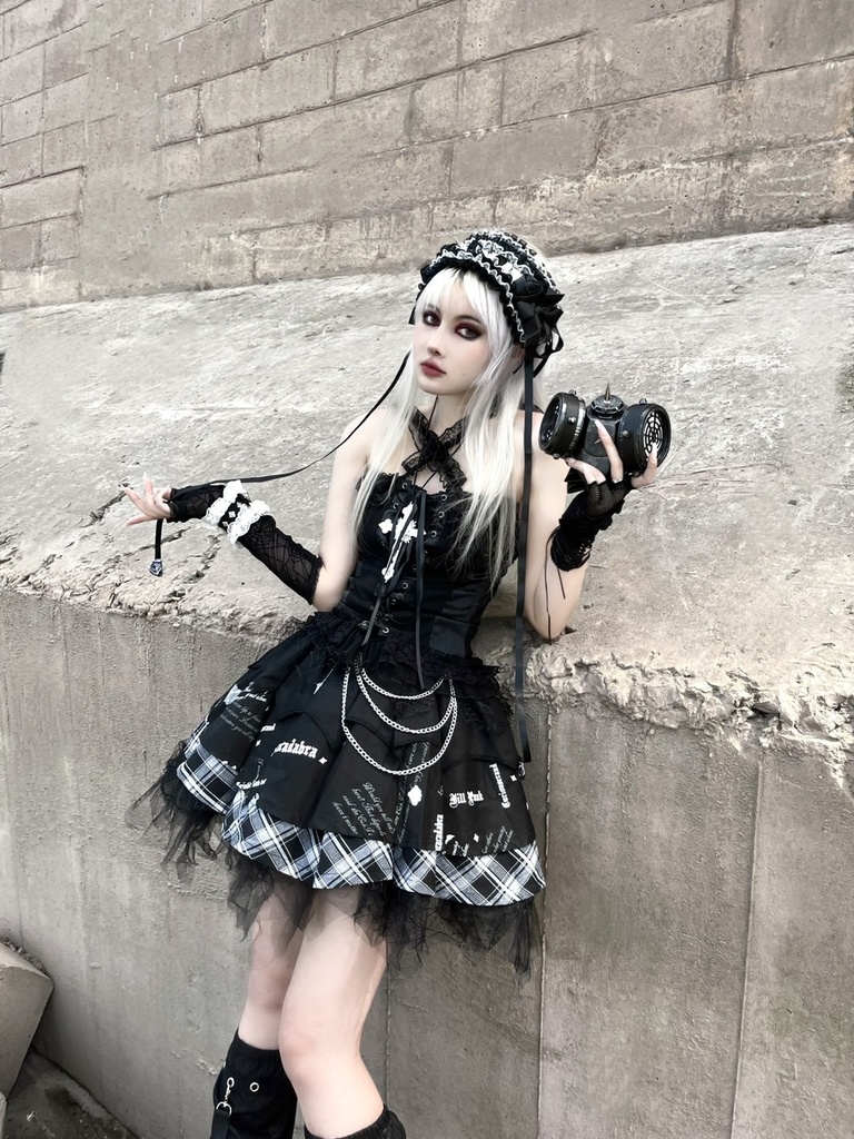 Jillpunkパンク ロック 蜘蛛の巣 メッシュ タータンチェック柄 チェーン付き レッグウォーマーセット パニエ ティアードスカート 地雷系 格闘少女 格闘娘 オリジナル V系 レディース アヴリル系おしゃれカッコいい