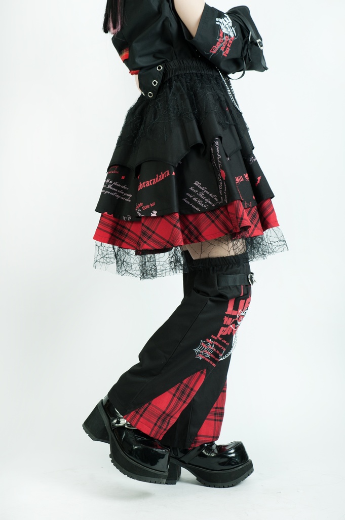 Jillpunkパンク ロック 蜘蛛の巣 メッシュ タータンチェック柄 チェーン付き レッグウォーマーセット パニエ ティアードスカート 地雷系 格闘少女 格闘娘 オリジナル V系 レディース アヴリル系おしゃれカッコいい
