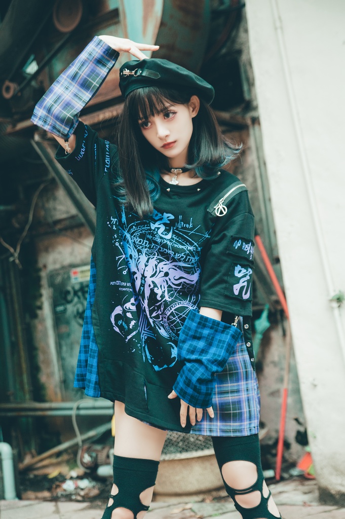 Jillpunkパンク ロック 妖艶風 呪蝶夢幻 グラデーション色 タータンチェック柄 オフショルダー ゆったり アームカバー付き 半袖tシャツ カットソー メンズ レディー V系 おしゃれ 男女兼用ファッション秋葉系カッコいい