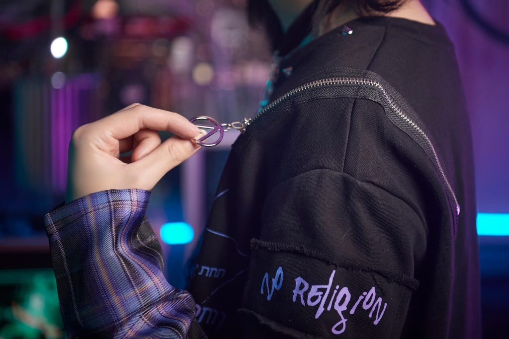 Jillpunkパンク ロック 妖艶風 呪蝶夢幻 グラデーション色 タータンチェック柄 オフショルダー ゆったり アームカバー付き 半袖tシャツ カットソー メンズ レディー V系 おしゃれ 男女兼用ファッション秋葉系カッコいい