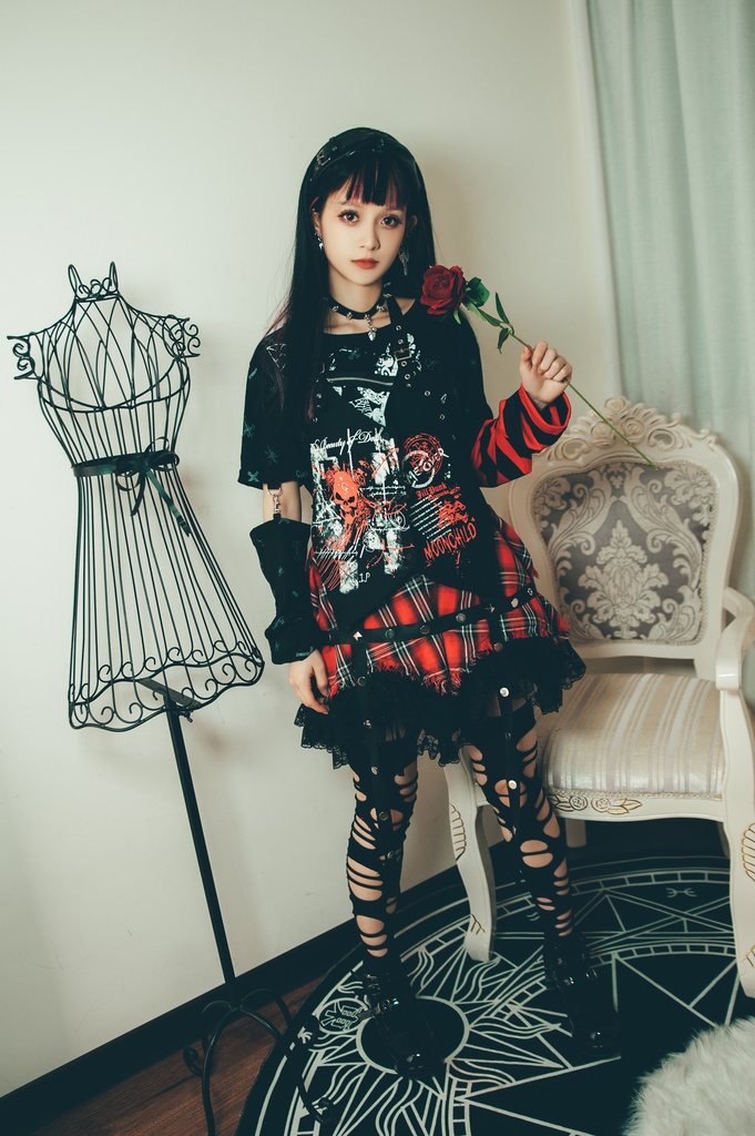 Jillpunk パンク 地雷系 甜牙草莓コラボ タータンチェック柄 ケージハーネスストラップ レースヘム Aライン ショートスカート オリジナル アヴリル系 可愛いロリータ おしゃれ ファッション秋葉系萌え