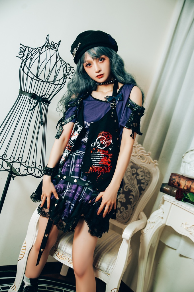 Jillpunk パンク 地雷系 甜牙草莓コラボ タータンチェック柄 ケージハーネスストラップ レースヘム Aライン ショートスカート オリジナル アヴリル系 可愛いロリータ おしゃれ ファッション秋葉系萌え