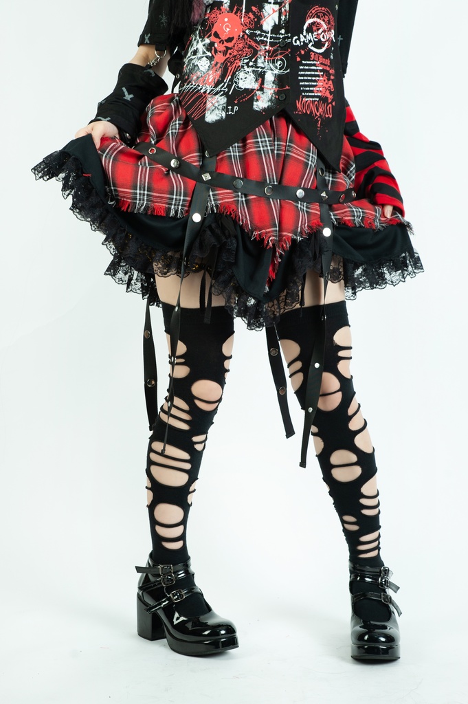 Jillpunk パンク 地雷系 甜牙草莓コラボ タータンチェック柄 ケージハーネスストラップ レースヘム Aライン ショートスカート オリジナル アヴリル系 可愛いロリータ おしゃれ ファッション秋葉系萌え