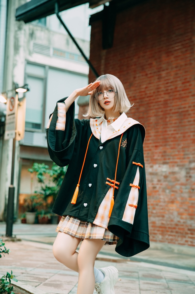 Jillpunk和風モード戦国武将物語 無銘正宗の主 石田三成 家紋刺繡 タータンチェック柄 セーラーカラー 和装 チャイナボタン タッセル紐 現代羽織 ジャケット オリジナル メンズ レディー V系カッコいい おしゃれ男女兼用ファッション秋葉系