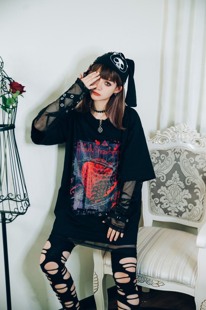 Jillpunkパンク ロック 血染イチゴ ストロベリー プリント ゆったり半袖 Tシャツ Oversizeオーバーサイズ ユニセックス メンズ レディース男女兼用おしゃれファッション秋葉系カッコいい オリジナル