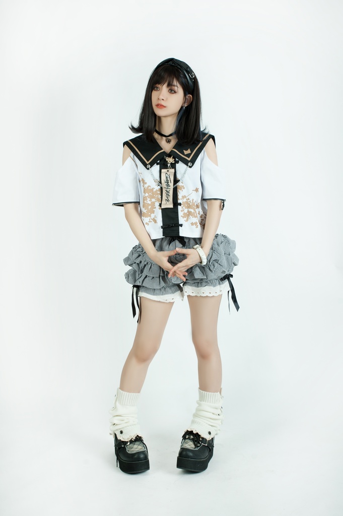 Jillpunk中華風 モード アニメ ookamiciroコラボ 春嵐百合 キョンシー お札 チャイナボタン オフショルダー 省かれる袖 花柄セーラー服 シャツブラウス 制服ブレザー オリジナル原宿おしゃれ姫系可愛い萌え和風