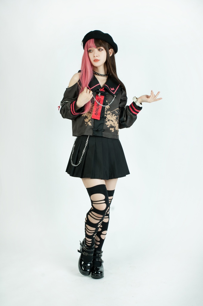 Jillpunk中華風 モード アニメ ookamiciroコラボ 春嵐百合 キョンシー お札 チャイナボタン オフショルダー 省かれる袖 花柄セーラー服 シャツブラウス 制服ブレザー オリジナル原宿おしゃれ姫系可愛い萌え和風