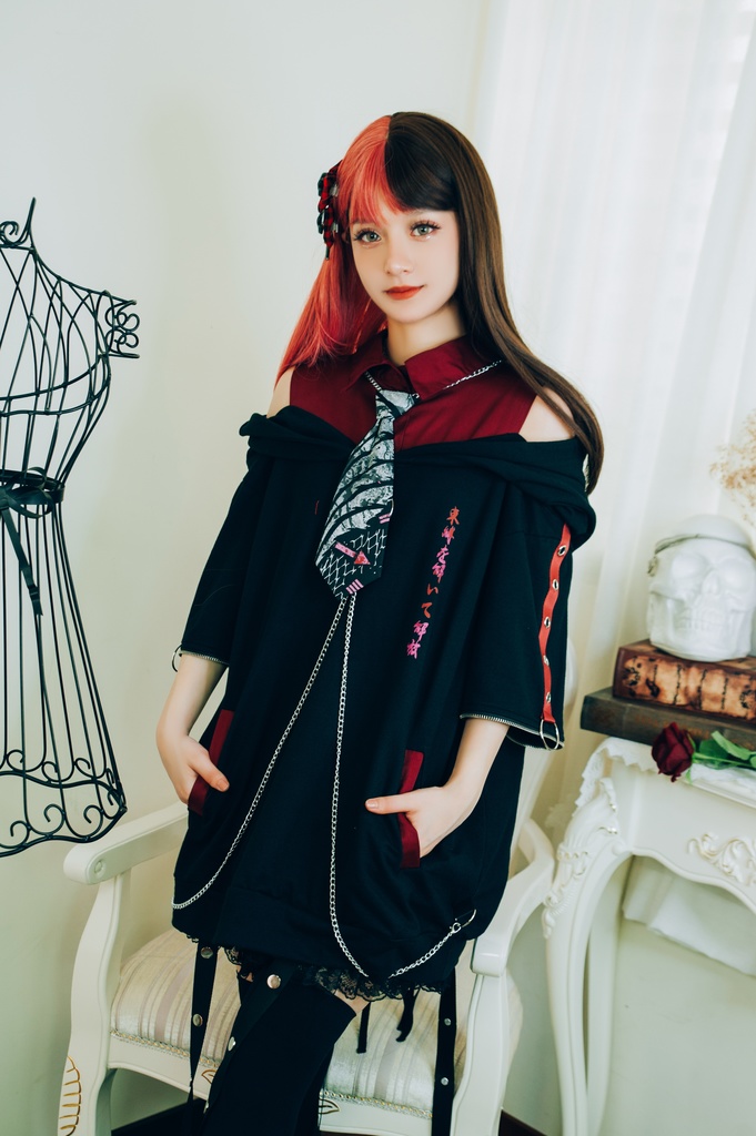 Jillpunkパンク アニメ風 聖天使アルテマ 翼羽根プリント 重ね着 袖ZIP装飾 ジップ袖 シャツカラー くさり ネクタイ付き ゆったりパーカー メンズ レディース 男女兼用 おしゃれ ファッション 秋葉系 カッコいい オリジナル