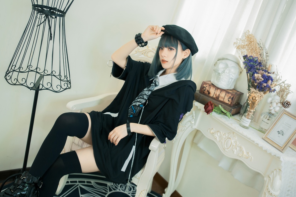 Jillpunkパンク アニメ風 聖天使アルテマ 翼羽根プリント 重ね着 袖ZIP装飾 ジップ袖 シャツカラー くさり ネクタイ付き ゆったりパーカー メンズ レディース 男女兼用 おしゃれ ファッション 秋葉系 カッコいい オリジナル