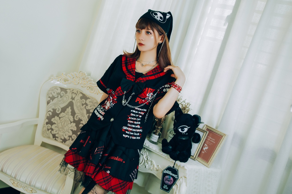 Jillpunkパンク地雷少女 タータン柄 鎖チェーン ネクタイ付き 猫耳 半袖セーラー服 クロップドブレザー JK制服 オリジナル レディーおしゃれ ファッション アヴリル系 カッコいい