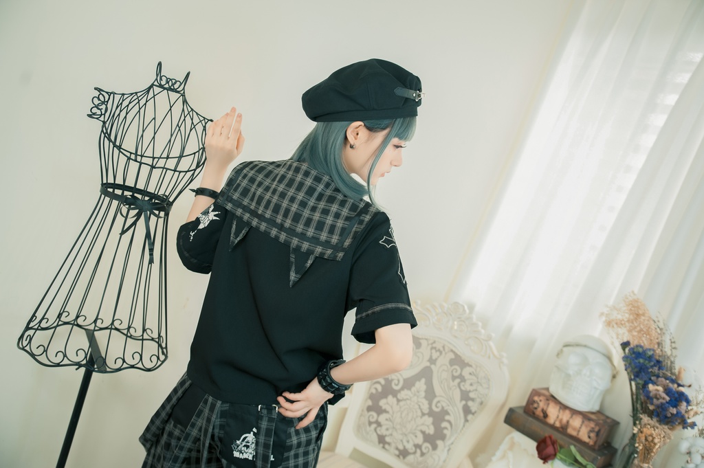 Jillpunkパンク地雷少女 タータン柄 鎖チェーン ネクタイ付き 猫耳 半袖セーラー服 クロップドブレザー JK制服 オリジナル レディーおしゃれ ファッション アヴリル系 カッコいい