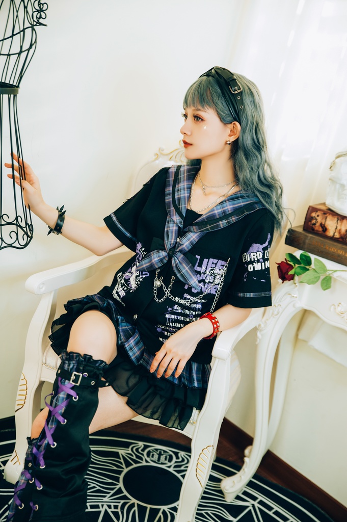 Jillpunkパンク地雷少女 タータン柄 鎖チェーン ネクタイ付き 猫耳 半袖セーラー服 クロップドブレザー JK制服 オリジナル レディーおしゃれ ファッション アヴリル系 カッコいい