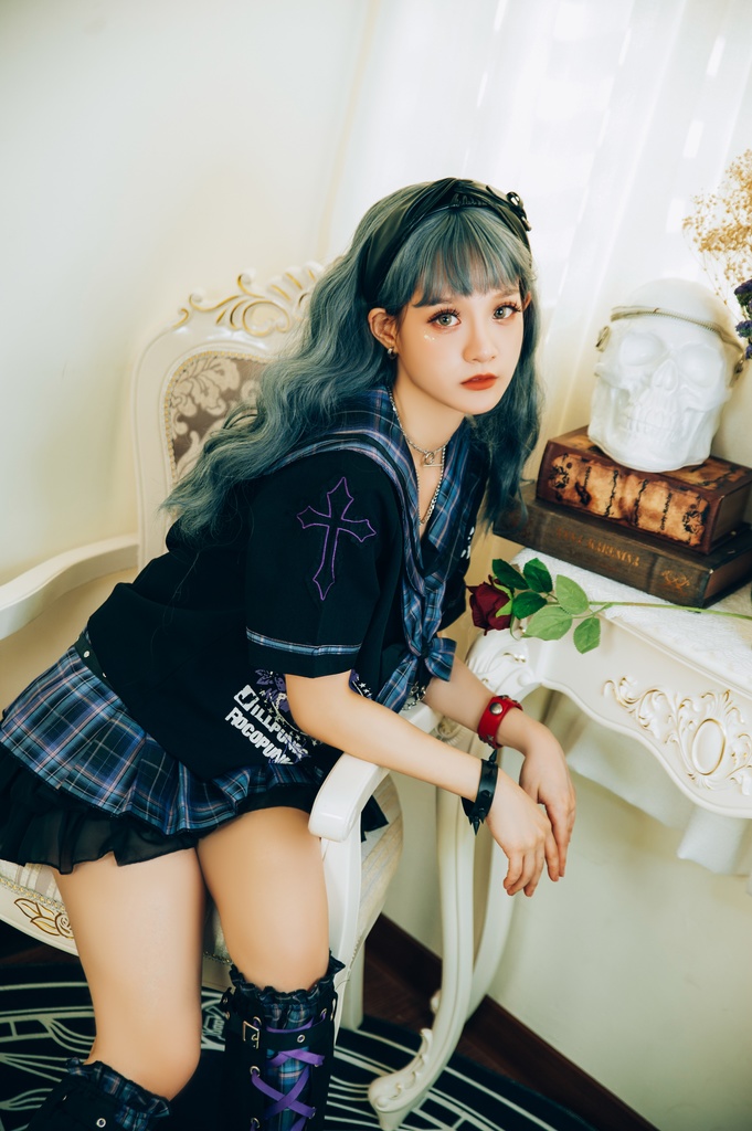 Jillpunkパンク地雷少女 タータン柄 鎖チェーン ネクタイ付き 猫耳 半袖セーラー服 クロップドブレザー JK制服 オリジナル レディーおしゃれ ファッション アヴリル系 カッコいい