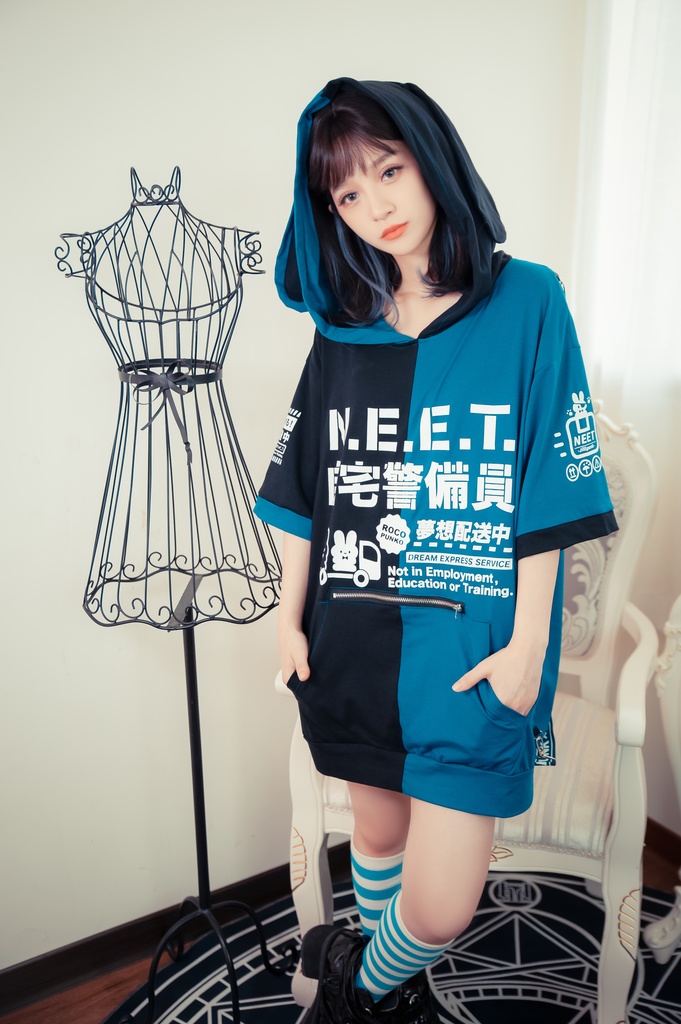 Jillpunkアニメ 可愛いお宅 ニ次コン 機動警察 NEET 自宅警備員 巡査警戒兵 ハーネス付き カンガルーポケット 反対色 うさぎ耳 ゆったり半袖 パーカー オリジナル メンズ レディーズ おしゃれ 男女兼用 ファッション 秋葉系