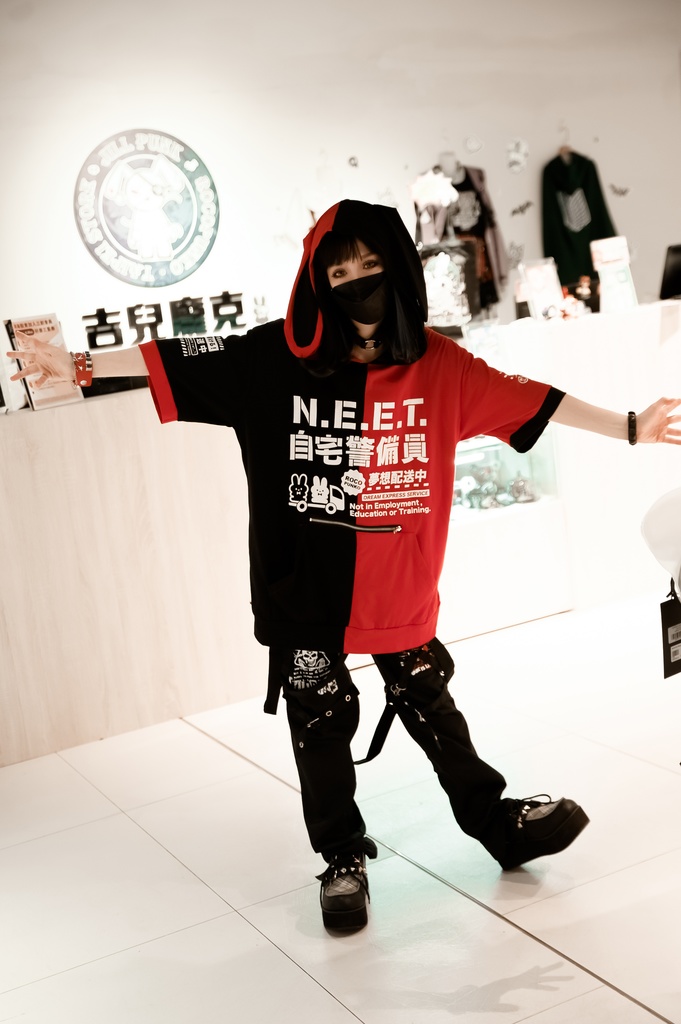 Jillpunkアニメ 可愛いお宅 ニ次コン 機動警察 NEET 自宅警備員 巡査警戒兵 ハーネス付き カンガルーポケット 反対色 うさぎ耳 ゆったり半袖 パーカー オリジナル メンズ レディーズ おしゃれ 男女兼用 ファッション 秋葉系