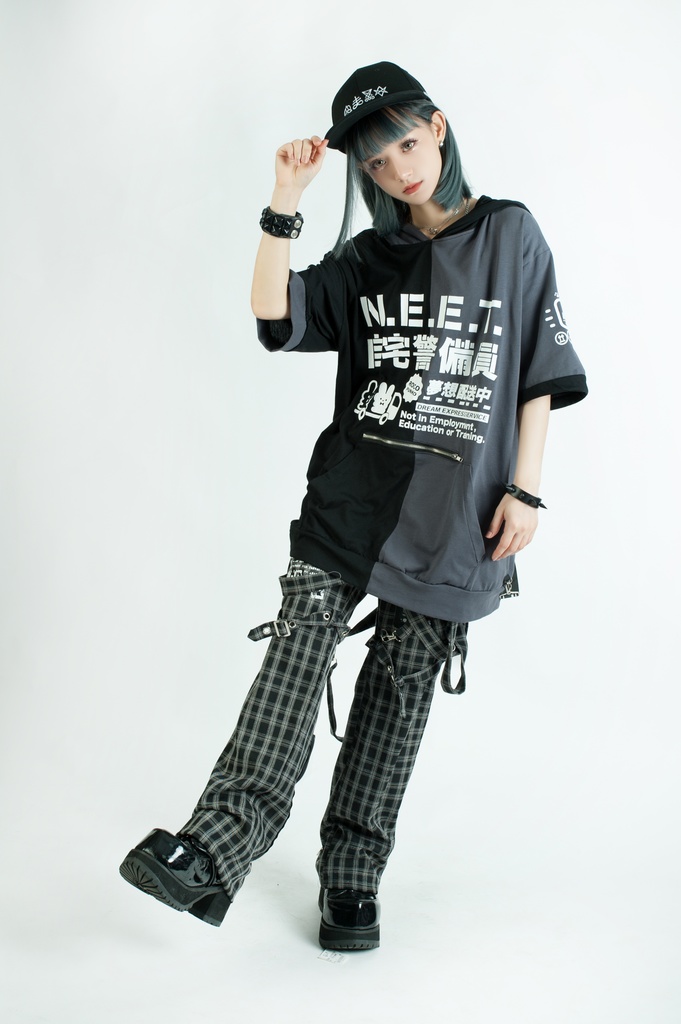 Jillpunkアニメ 可愛いお宅 ニ次コン 機動警察 NEET 自宅警備員 巡査警戒兵 ハーネス付き カンガルーポケット 反対色 うさぎ耳 ゆったり半袖 パーカー オリジナル メンズ レディーズ おしゃれ 男女兼用 ファッション 秋葉系