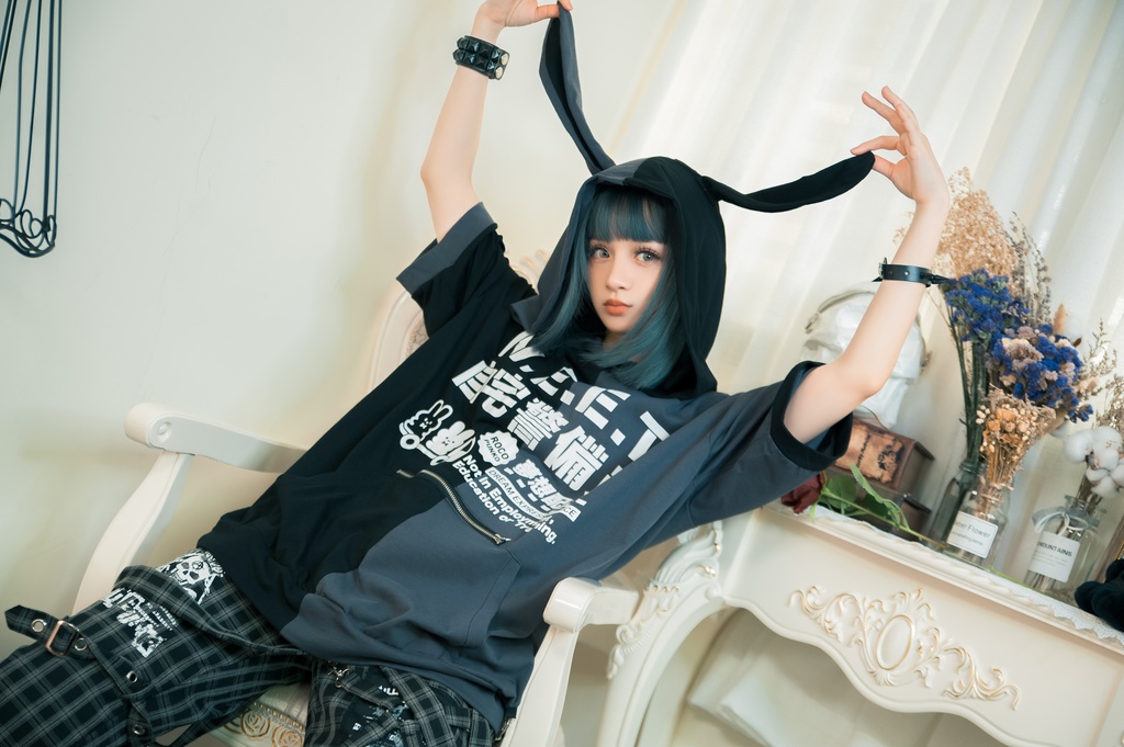 Jillpunkアニメ 可愛いお宅 ニ次コン 機動警察 NEET 自宅警備員 巡査警戒兵 ハーネス付き カンガルーポケット 反対色 うさぎ耳 ゆったり半袖 パーカー オリジナル メンズ レディーズ おしゃれ 男女兼用 ファッション 秋葉系