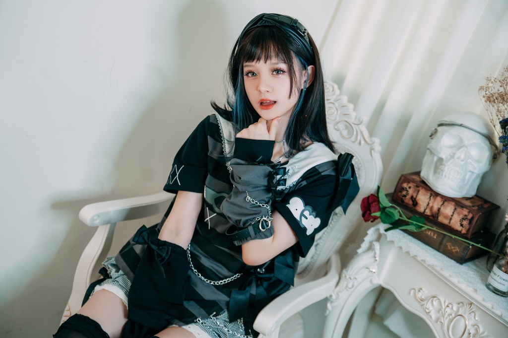 Jillpunk地雷系ゆめかわ 花梔コラボ 硝子桔梗 リボン アームカバー付き ストライプ柄 うさぎ耳 セーラー服半袖 Tシャツ・カットソー オリジナル 可愛い おしゃれ ファッション秋葉系萌え ロリータ