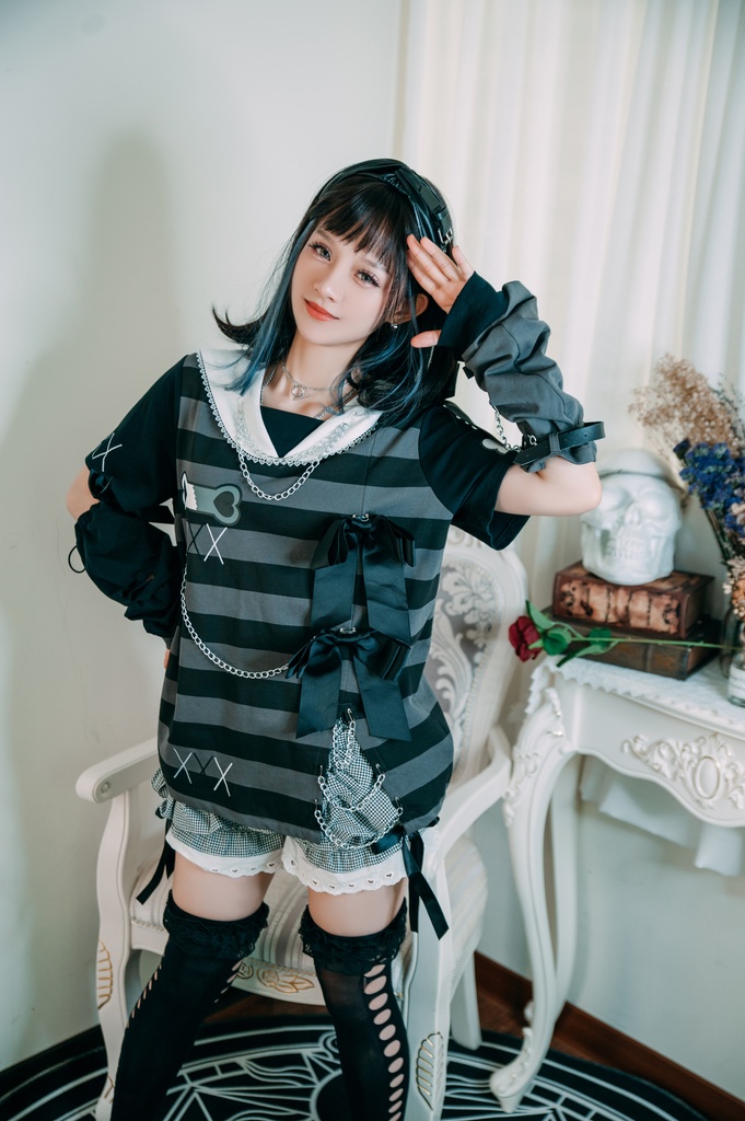 Jillpunk地雷系ゆめかわ 花梔コラボ 硝子桔梗 リボン アームカバー付き ストライプ柄 うさぎ耳 セーラー服半袖 Tシャツ・カットソー オリジナル 可愛い おしゃれ ファッション秋葉系萌え ロリータ