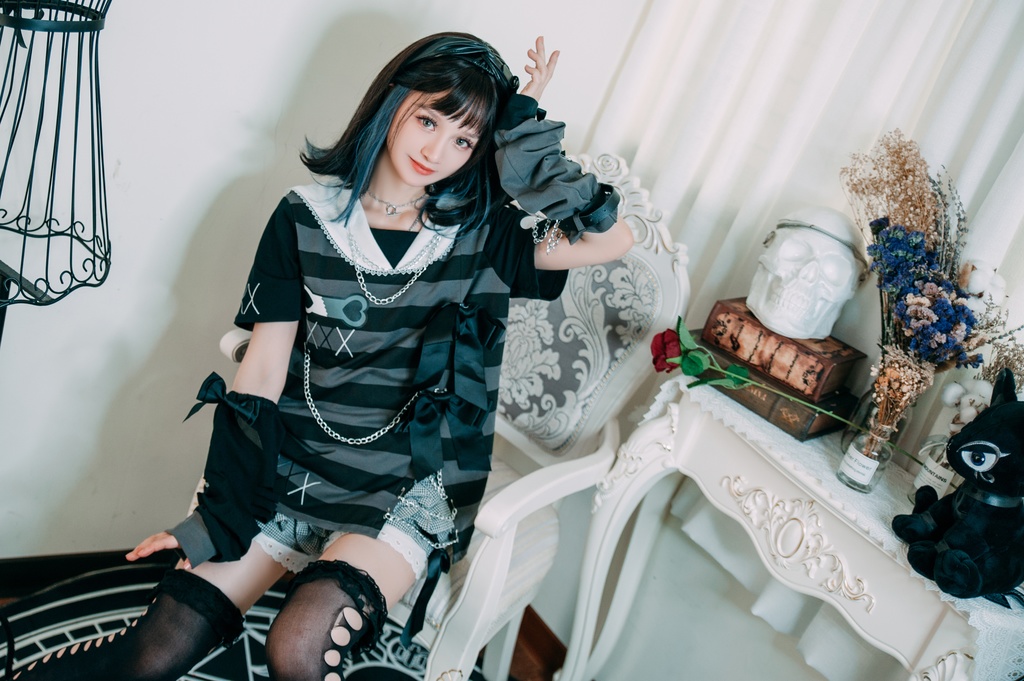 Jillpunk地雷系ゆめかわ 花梔コラボ 硝子桔梗 リボン アームカバー付き ストライプ柄 うさぎ耳 セーラー服半袖 Tシャツ・カットソー オリジナル 可愛い おしゃれ ファッション秋葉系萌え ロリータ