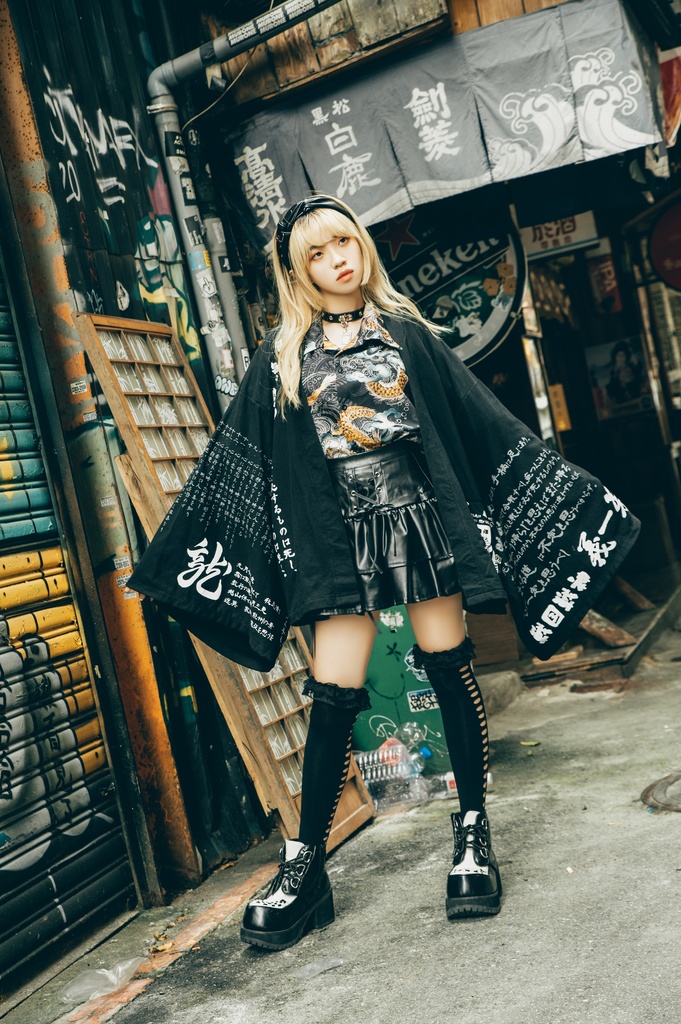 Jillpunk和風モード戦国武将物語 越後の龍 上杉謙信 家紋刺繡 安全ピン 鎖チェーン付き 振袖 和装 現代羽織 ジャケット オリジナル メンズ レディー V系カッコいい おしゃれ男女兼用ファッション秋葉系